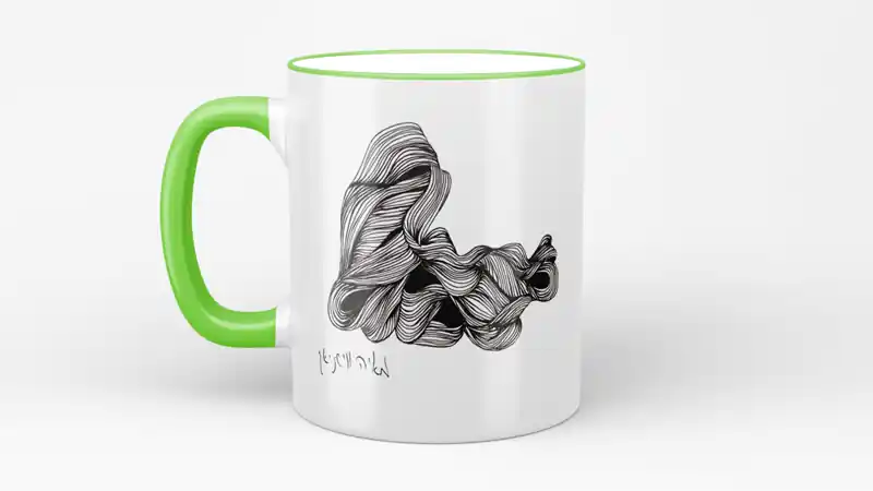 ספל עם עיצוב גלי בשחור ולבן